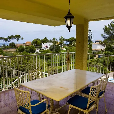 Casa Mar Y Lirios Villa *